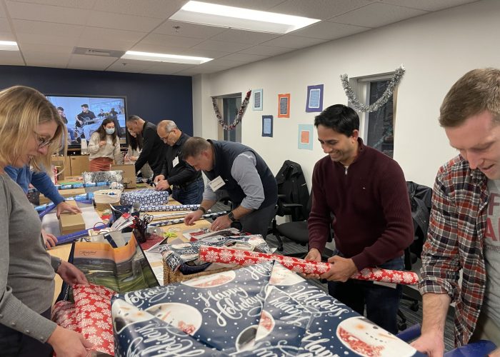 VE22-MFS gift wrapping-86